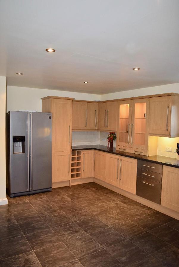 Kelpies Serviced Apartments Kavanagh- 5 Bedrooms バスゲイト エクステリア 写真